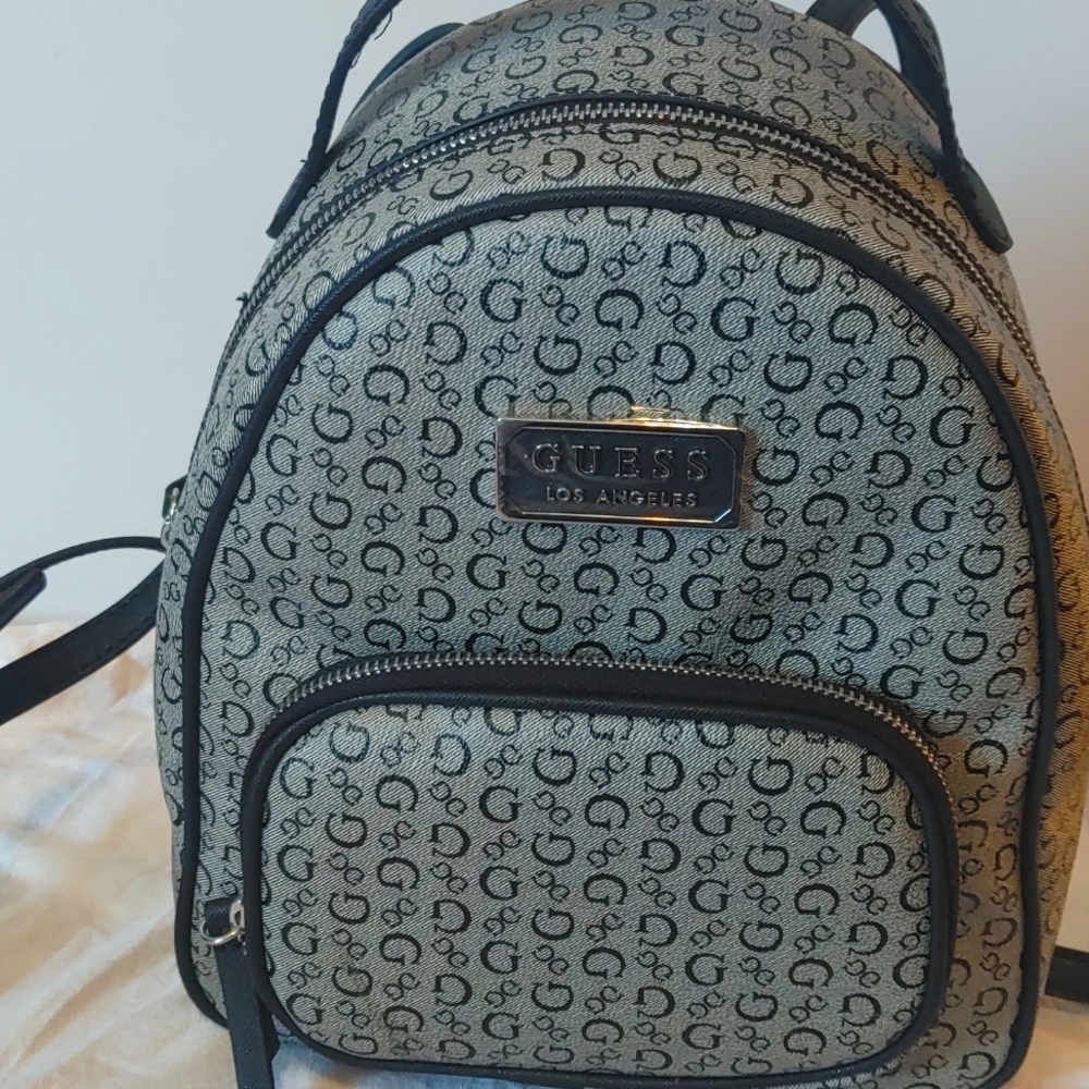 Guess mini backpack